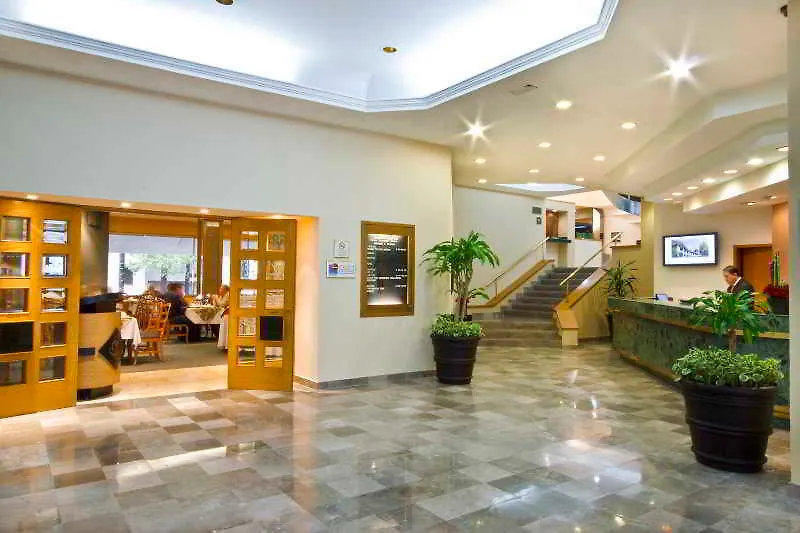 Hotel Guadalajara Plaza Ejecutivo Zapopan 4*,